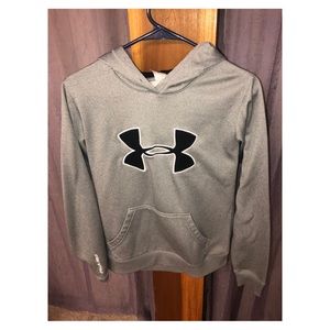 Gray under armour hoodie in perfect condition!